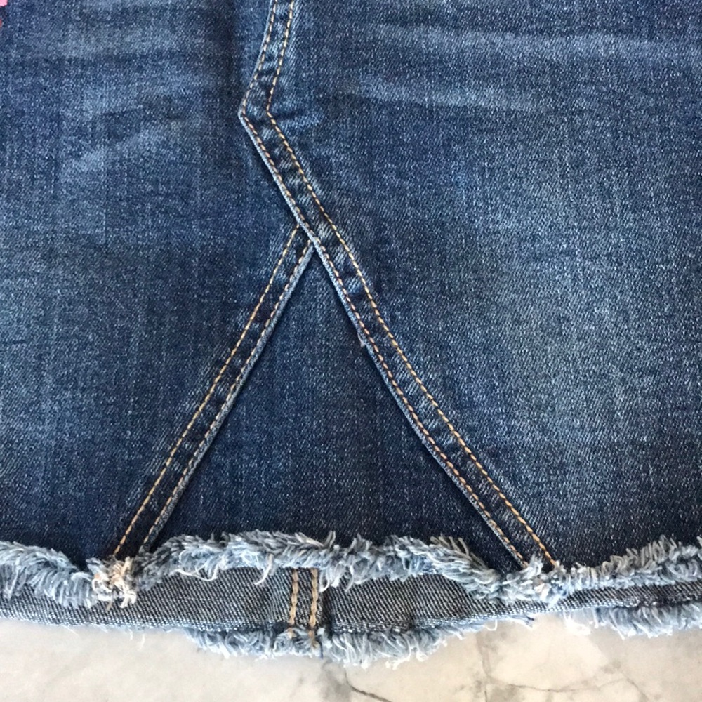 Abercrombie Kids Denim Skirt with Pink Floral Embroidery - Picture 4 of 8